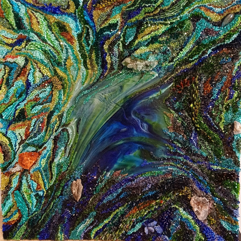 Tableaux en mosaïque dans mon atelier à Sète